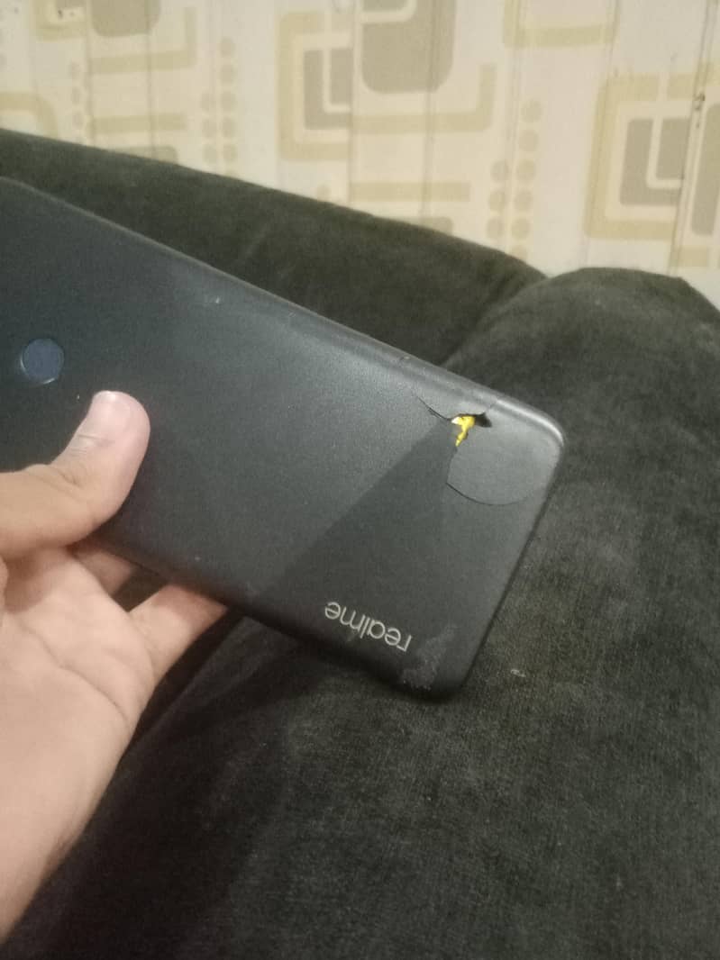 Realme C15 0