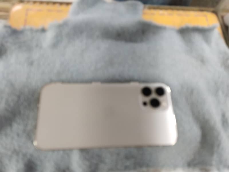 Apple iPhone 12 Pro Max 5