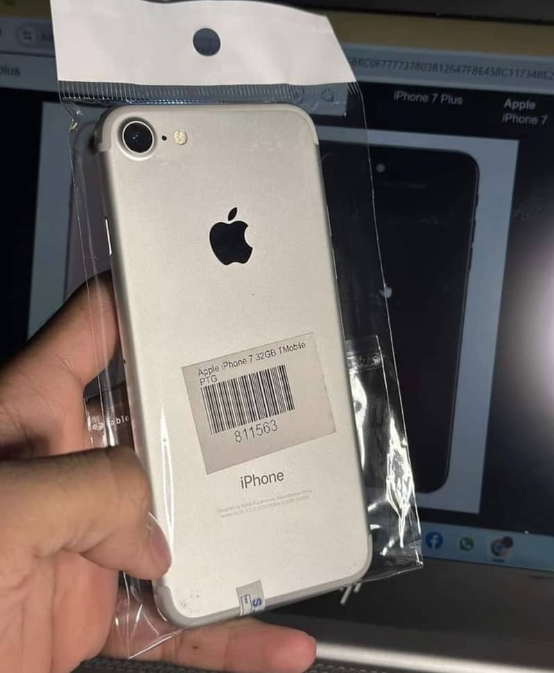 Apple iPhone 7 1