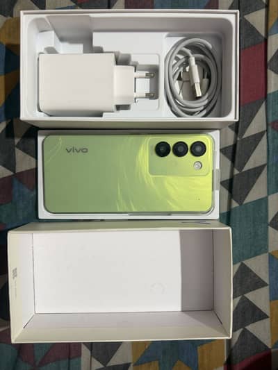 Vivo Y100