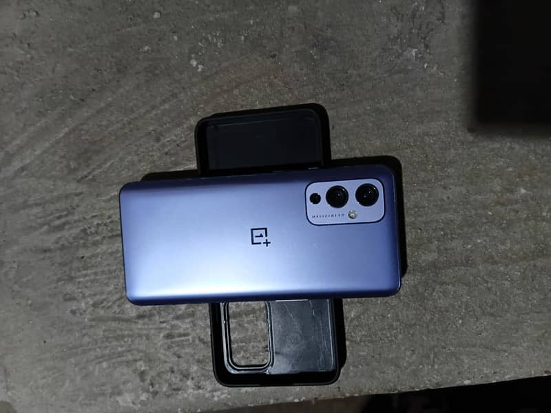 One Plus 9 5g 0