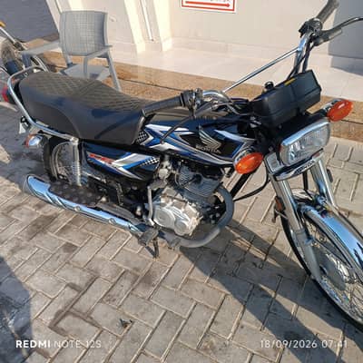 honda 125 black 2025model