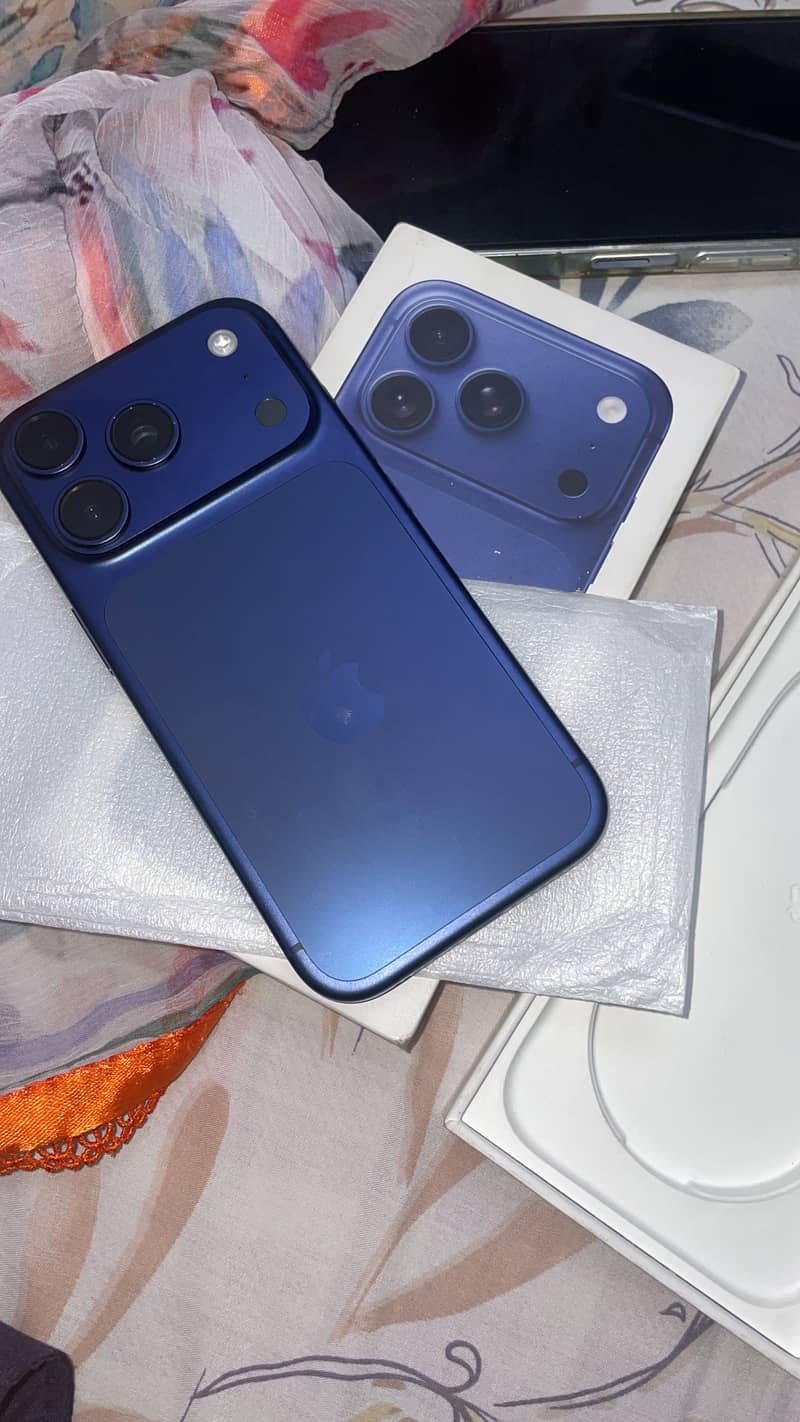 Apple iPhone 17 Pro 0