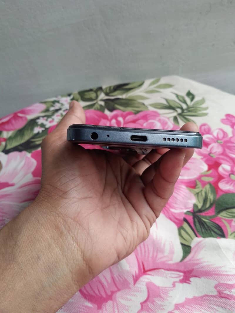 Tecno spark 20 2