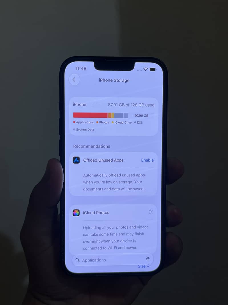 Apple iPhone 13 8