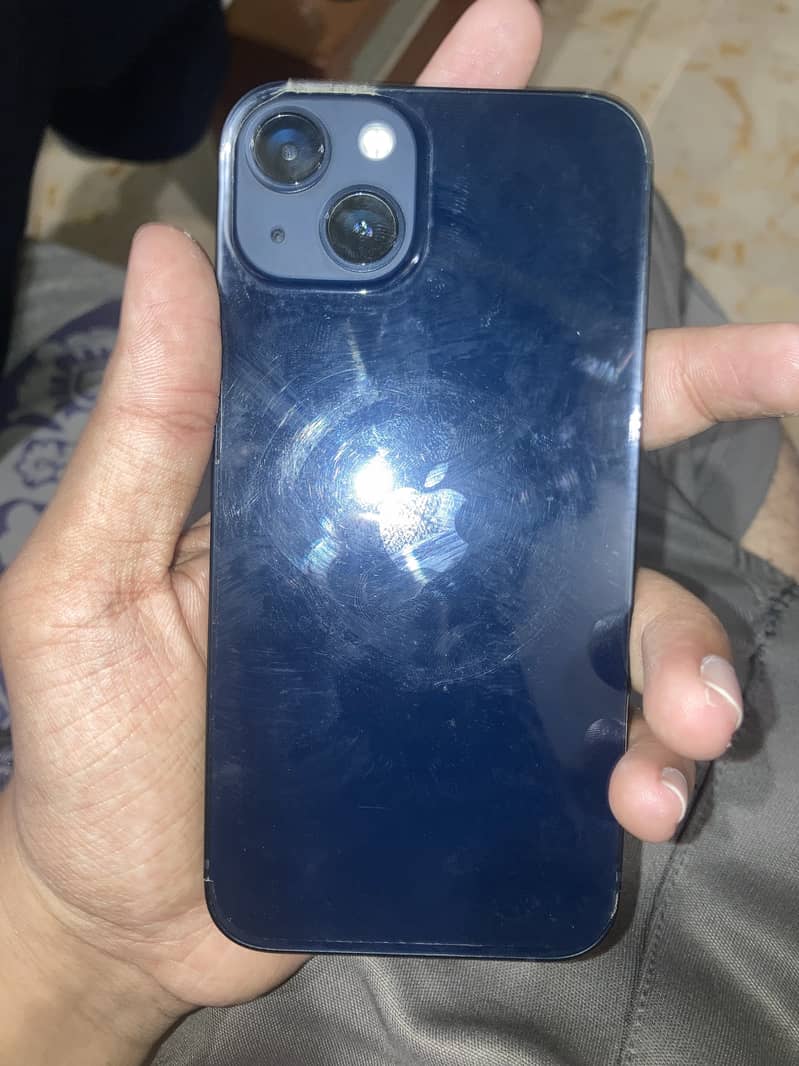 Apple iPhone 13 0