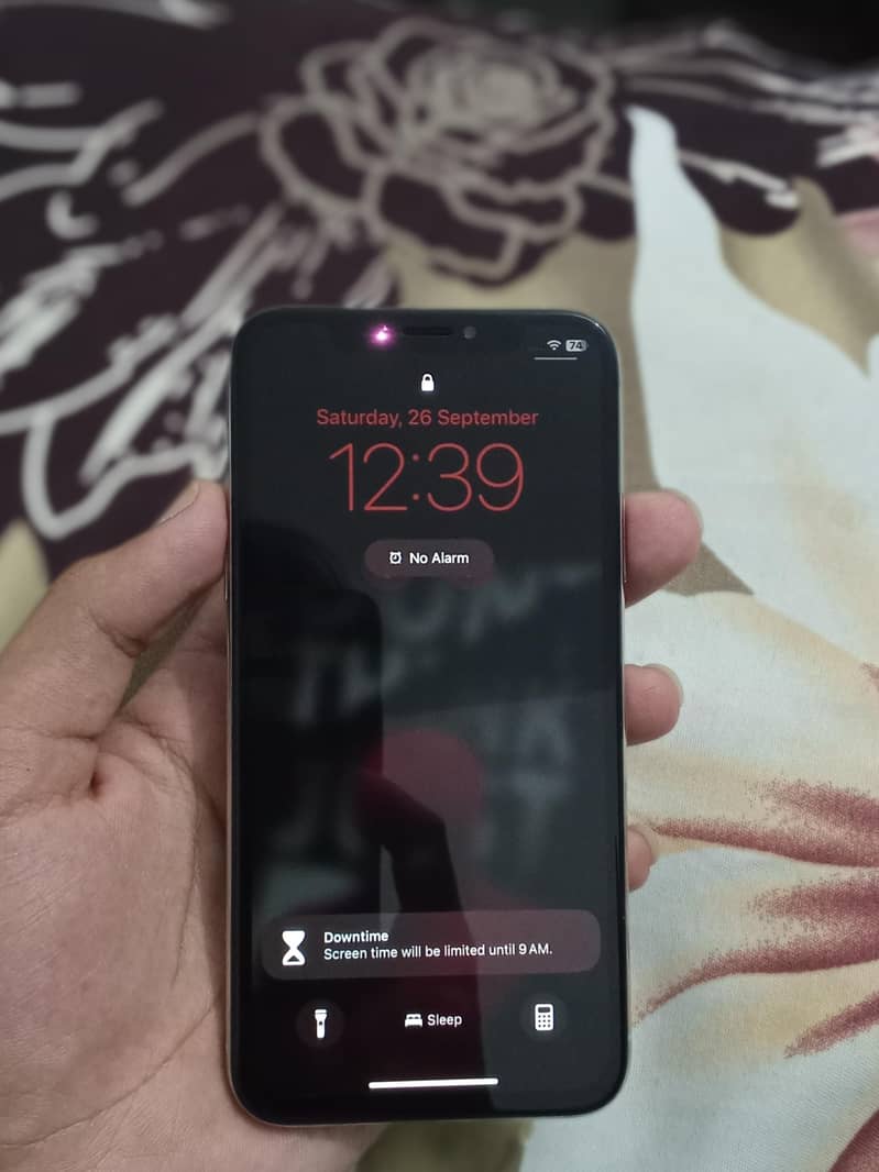 Apple iPhone XS 1