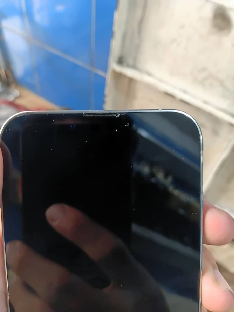 Apple iPhone 13 Pro 6