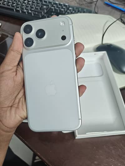 Apple iPhone 17 Pro Max jv Brand New