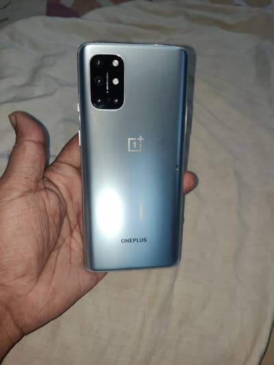 One Plus 8T 12-256