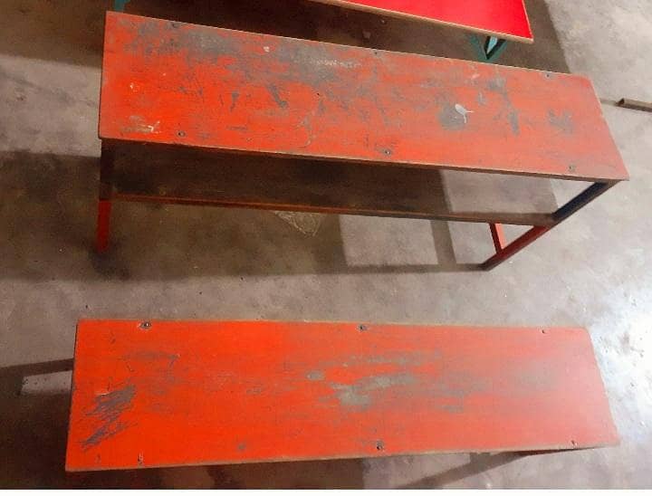 school desks 1