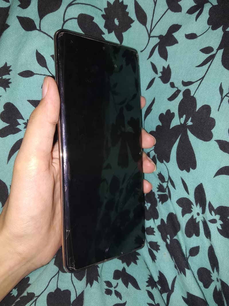Tecno CAMON 30S 6