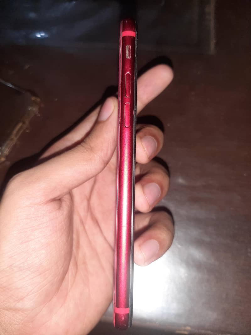 Apple iPhone 8 5