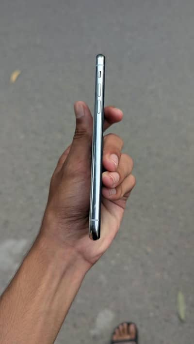 Apple iPhone XS