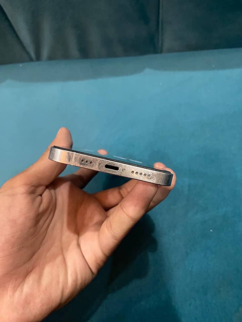 Apple iPhone 12 Pro 9