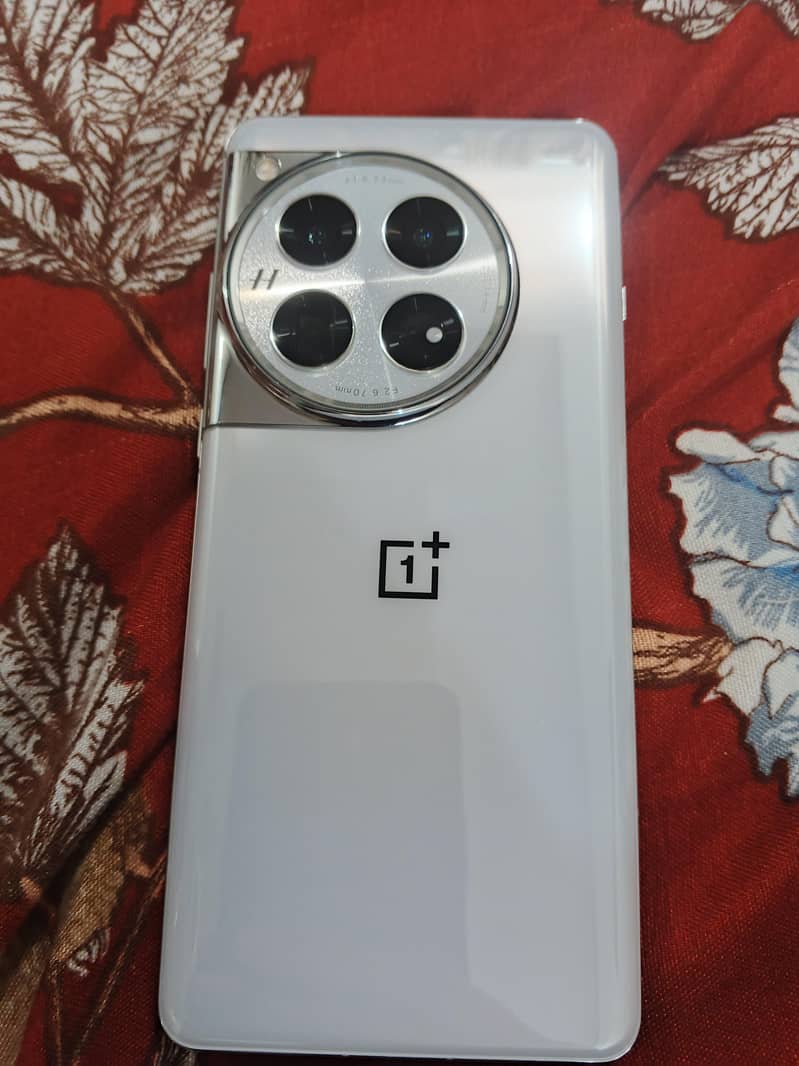 OnePlus 12 2