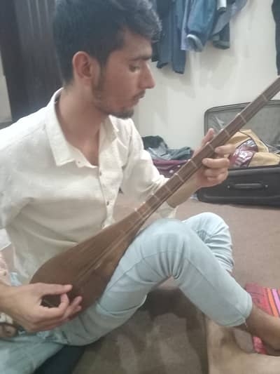 chitrali sitar fresh condition