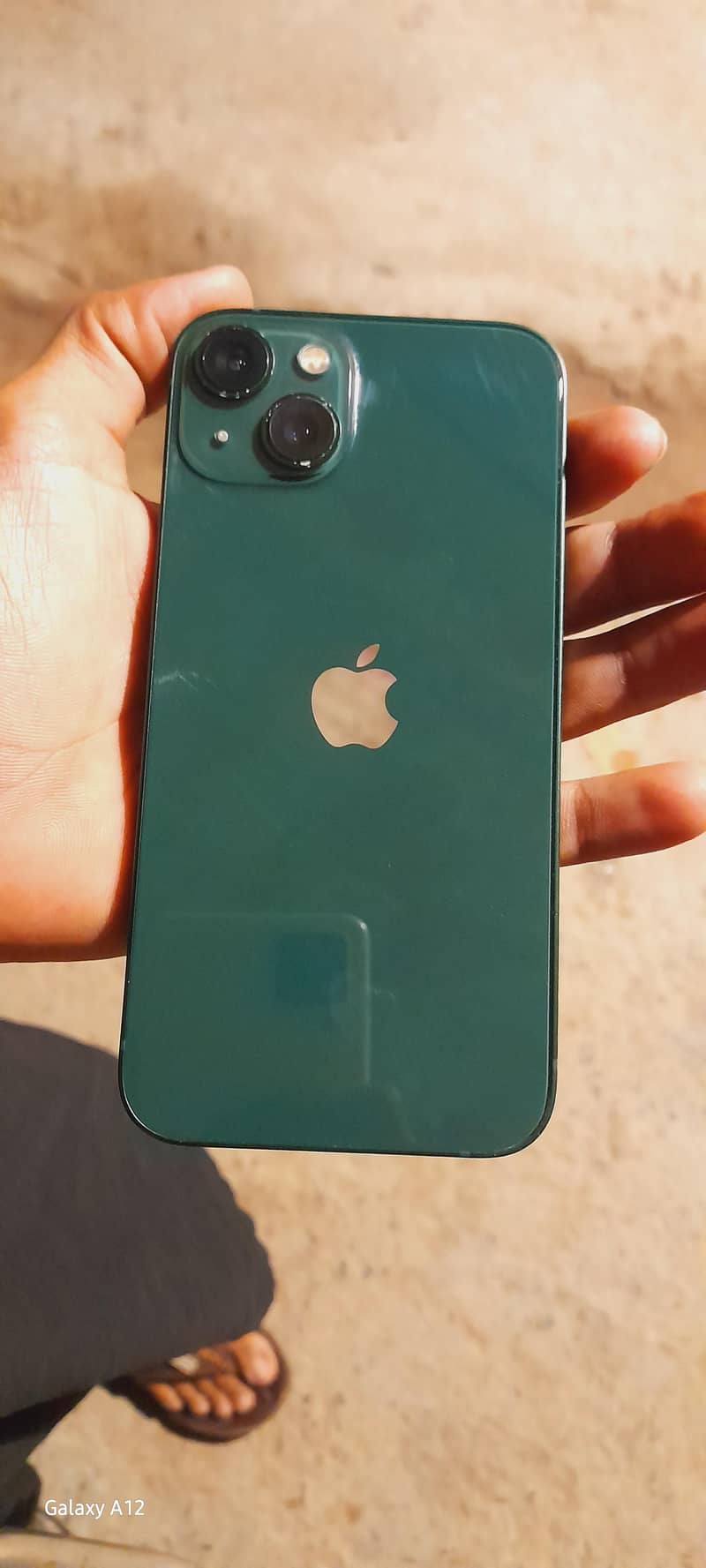 Apple iPhone 13 3