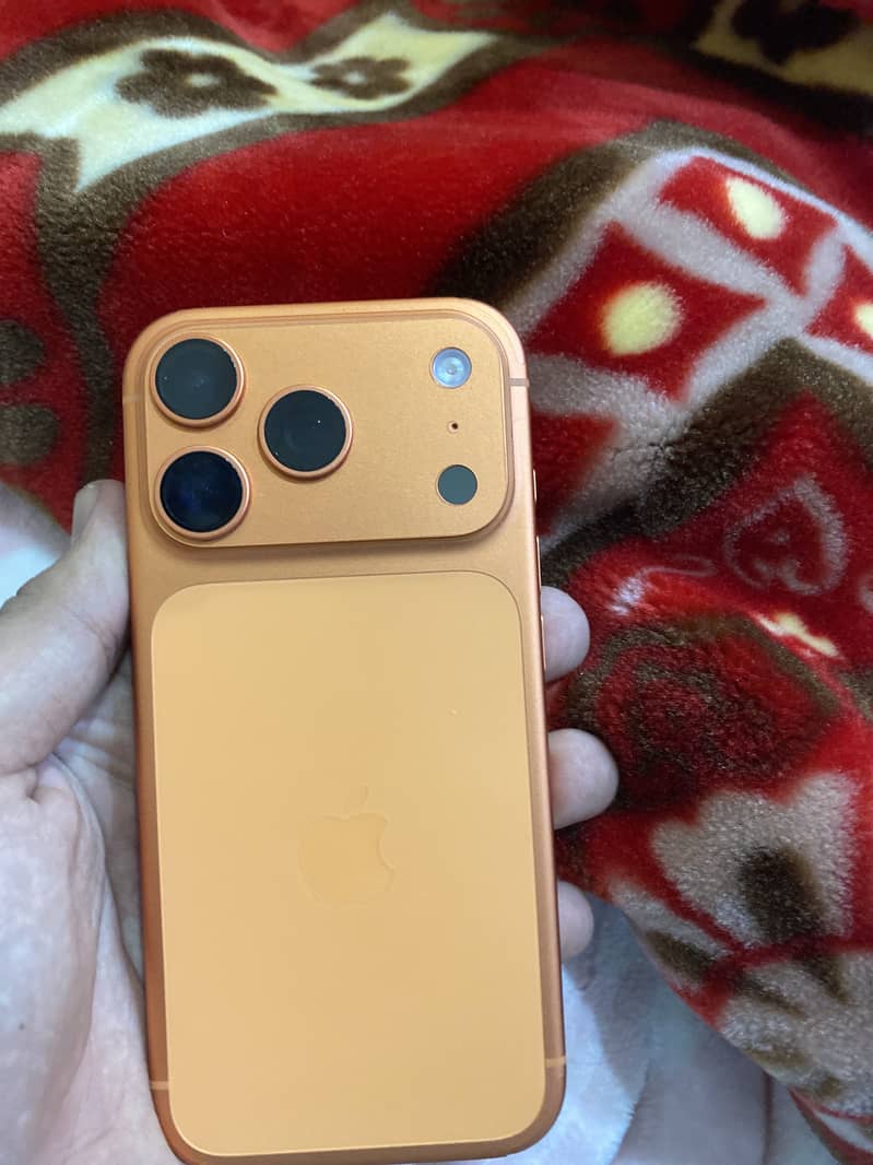 Apple iPhone 17 Pro 0