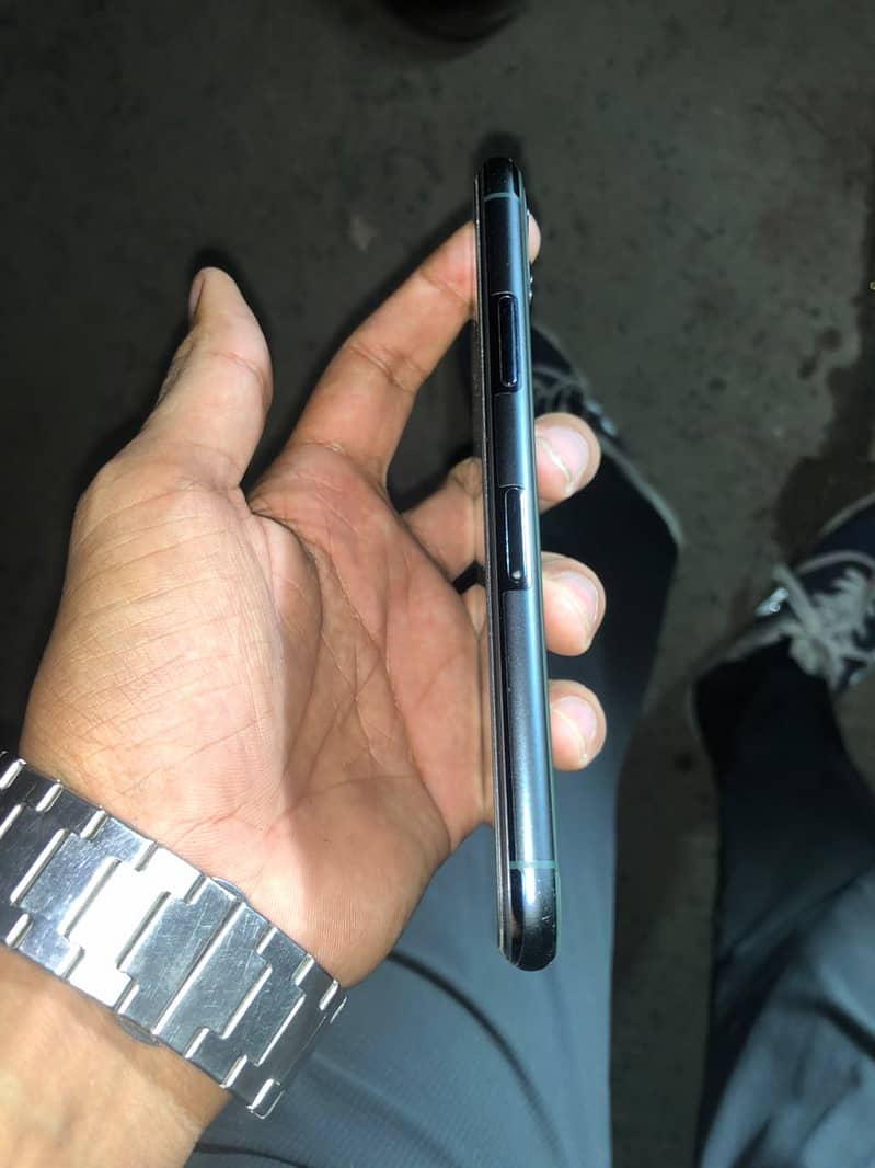 iPhone 11pro 6