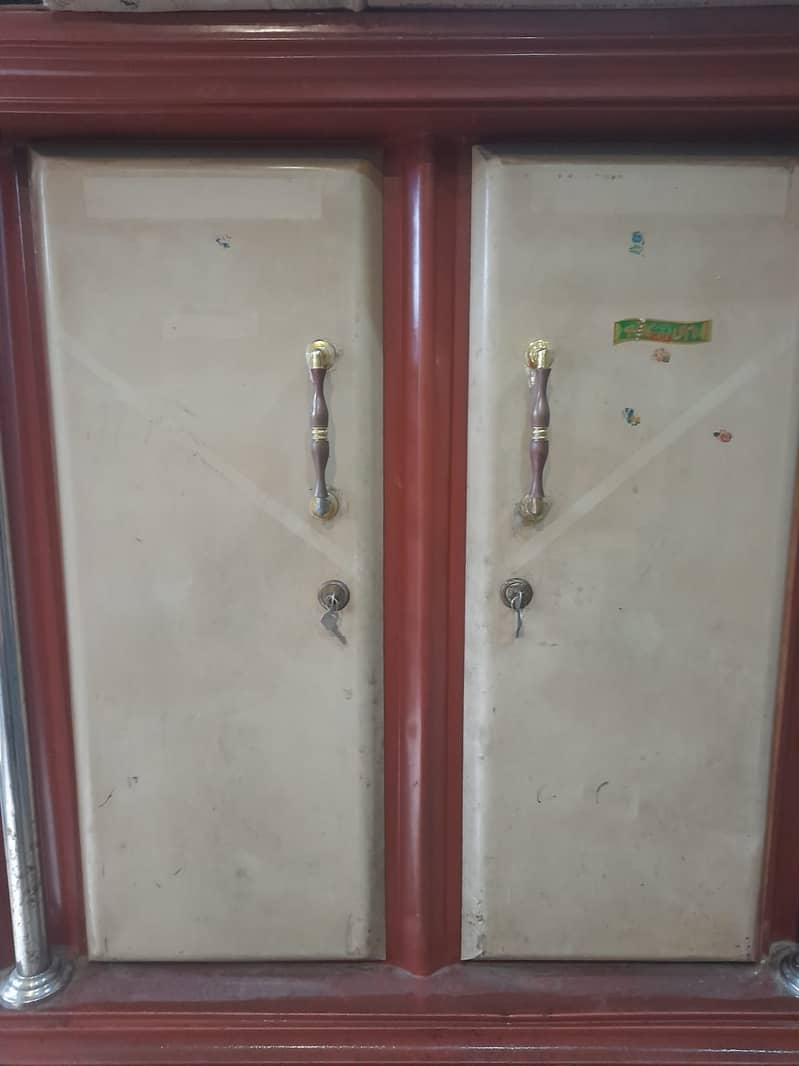Cupboard 0