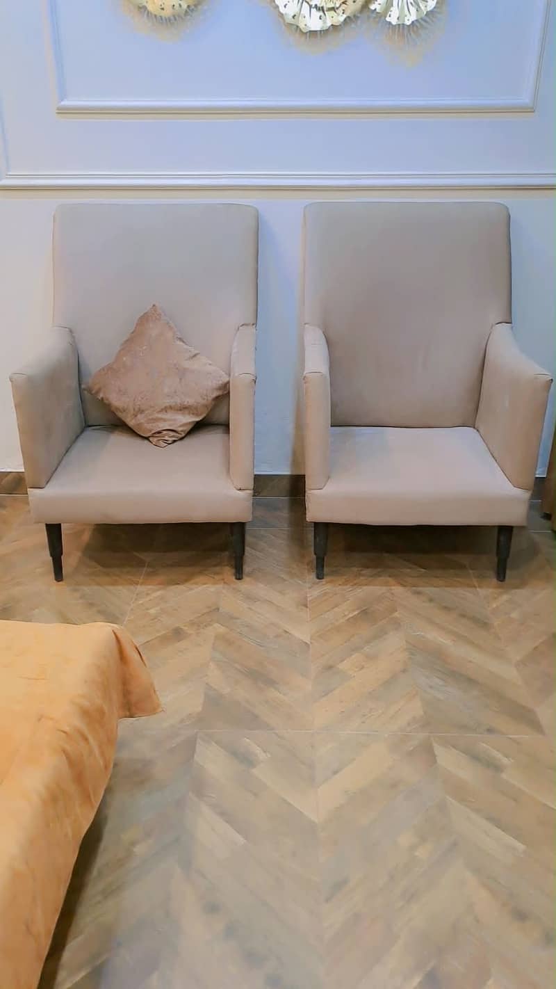 2 chairs 1