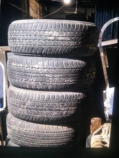 Dunlop grandrek AT25 265/60R18