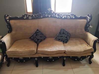 Highing Sofa Set: Sit Back, Lounge High
