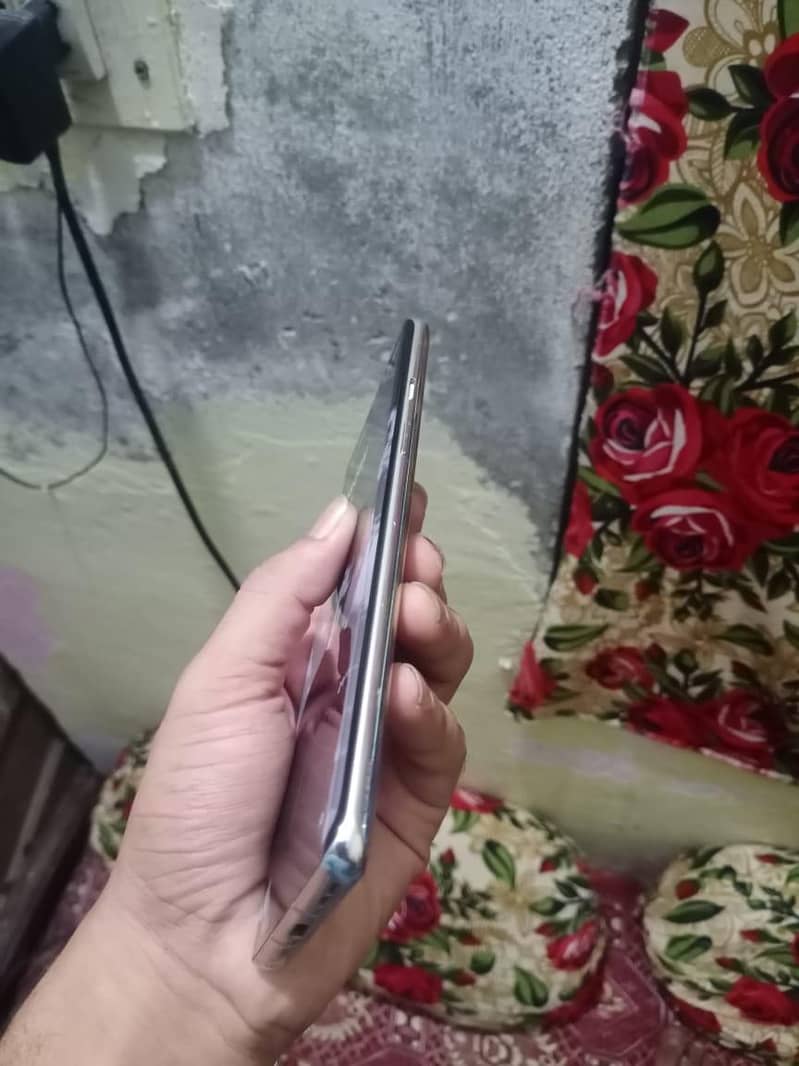 One Plus 8 4