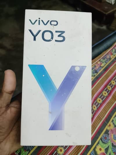 Vivo Y03 4 64 total original condition 10 9 farent pe seckrech ha box
