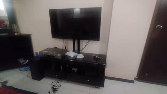lCD Console Table