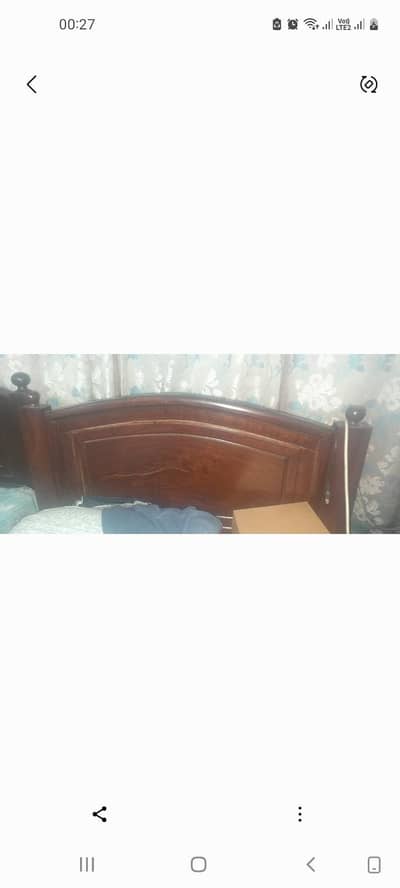 wooden single bed