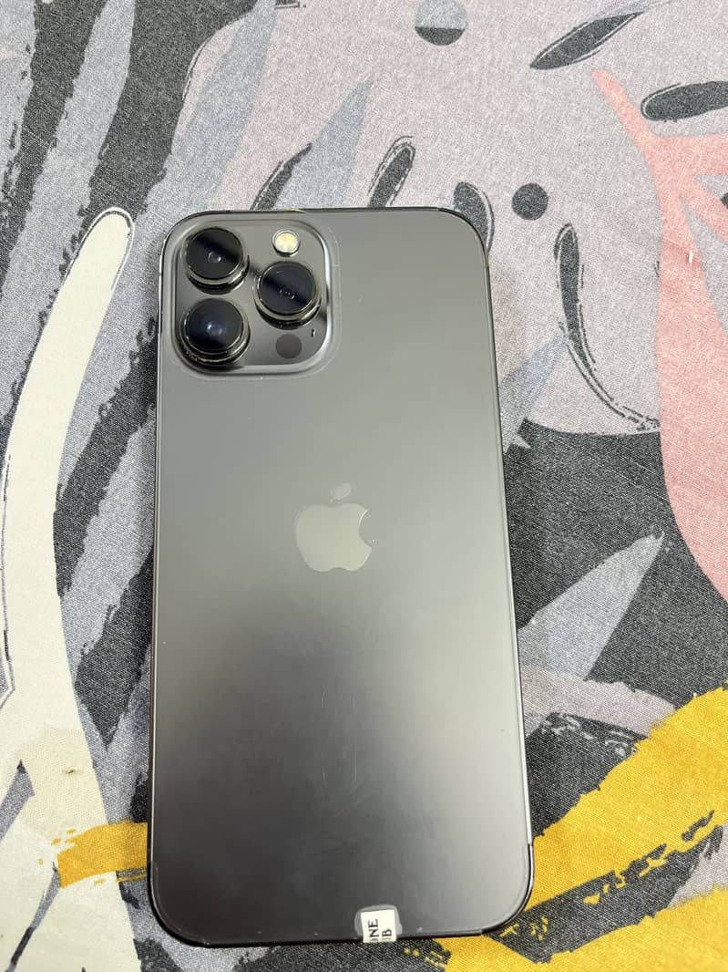 Apple iPhone 13 Pro Max 3