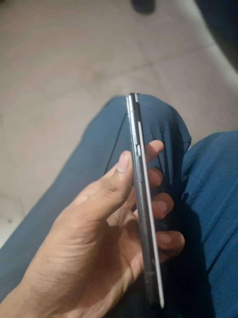 Google Pixel 6a 4