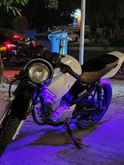 Ybr 125g
