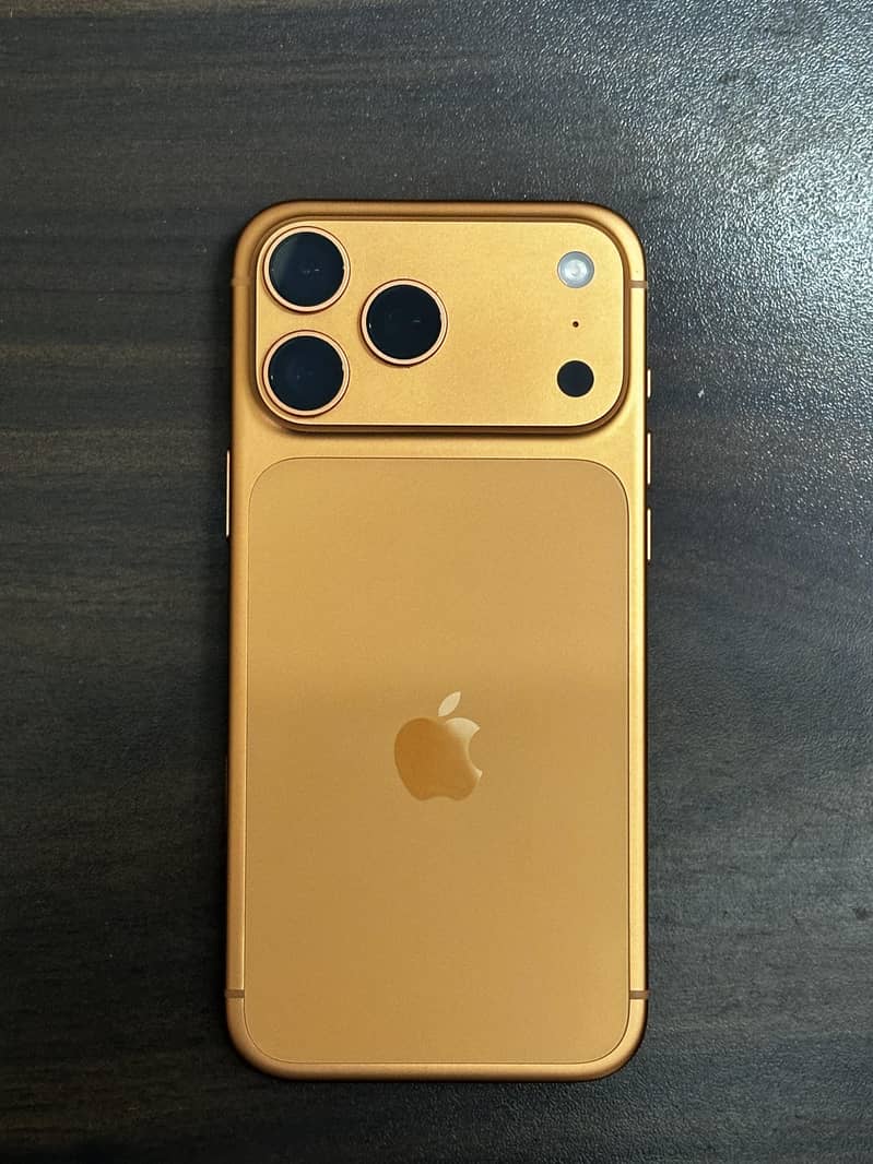Apple iPhone 17 Pro Max 2