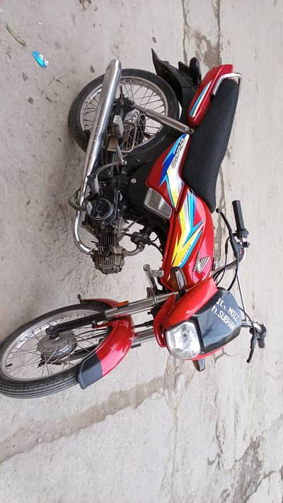 Honda cd 70cc dream red colour neat and clean all original