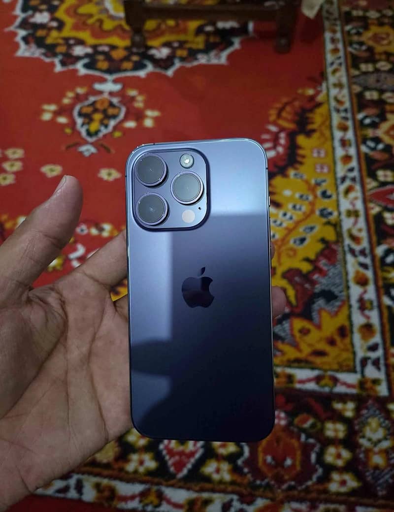 Apple iPhone 14 Pro 0
