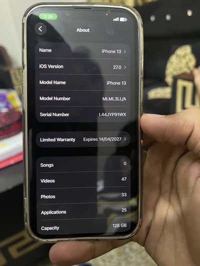 Apple iPhone 13