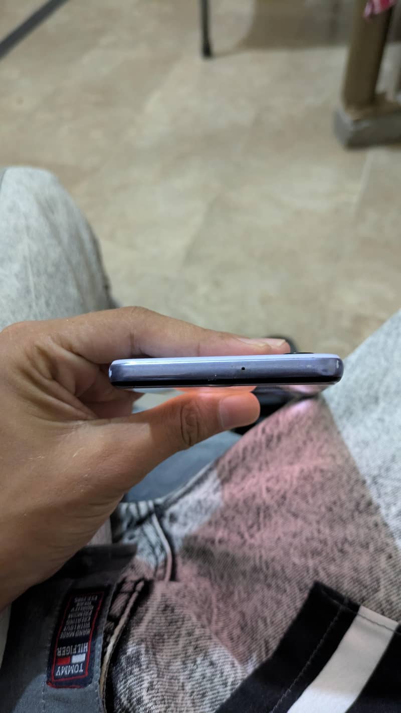 Google Pixel 6a 4