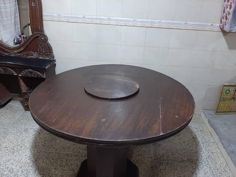8 chairs table 1
