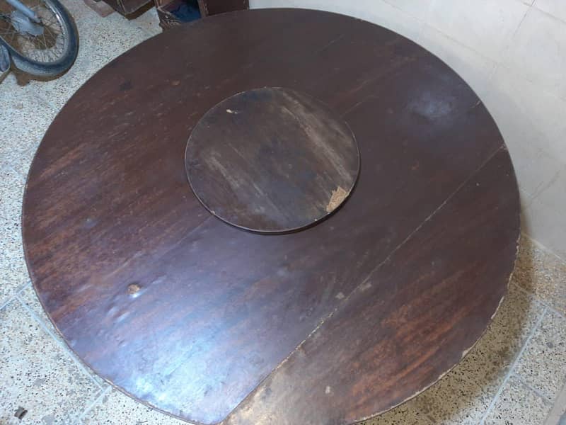 8 chairs table 3