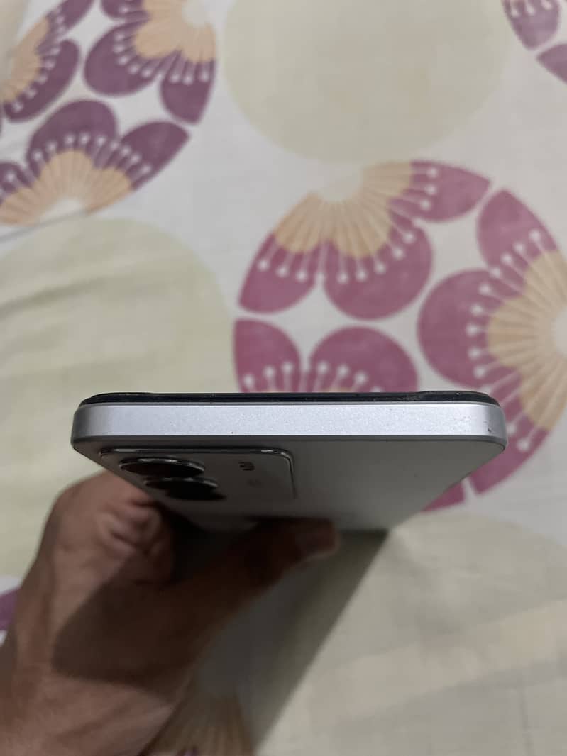 Realme C71 3