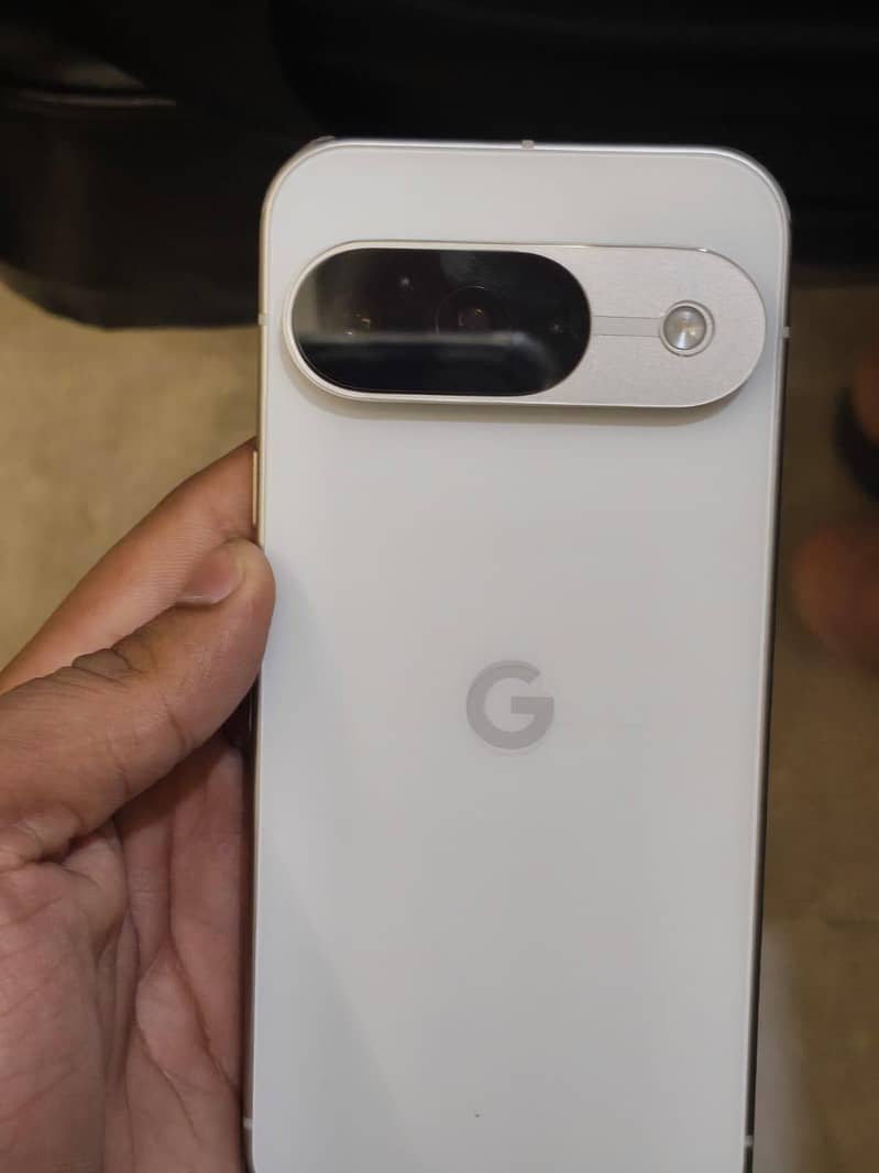 Google Pixel 9 3