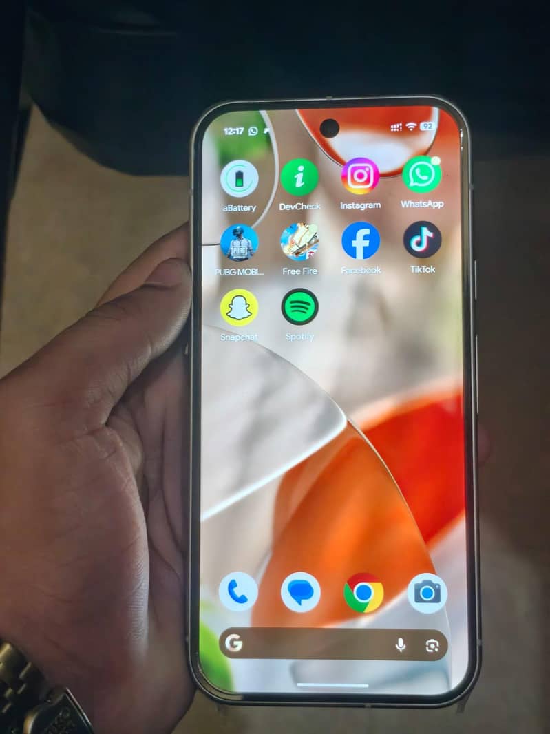 Google Pixel 9 5