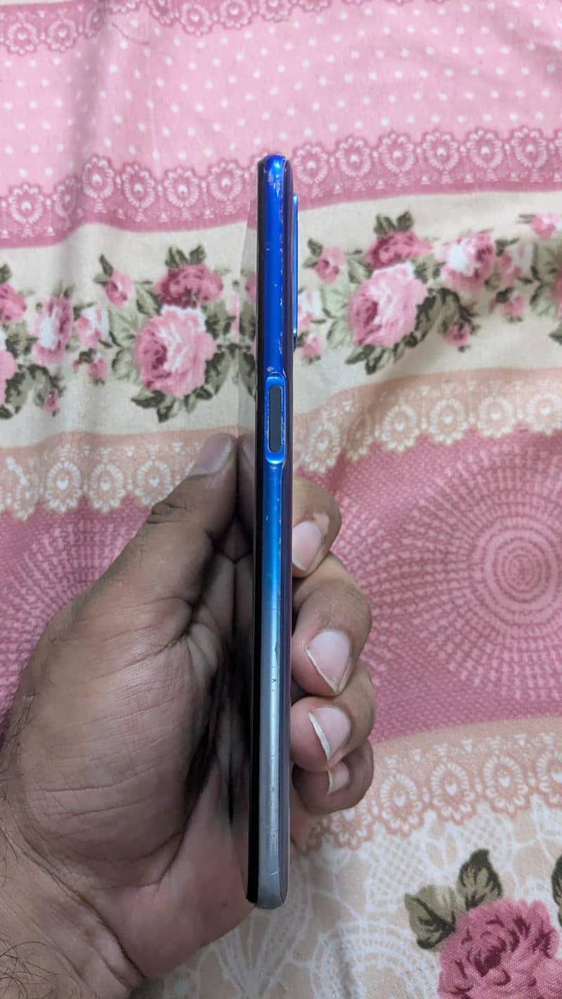 OPPO A54 3