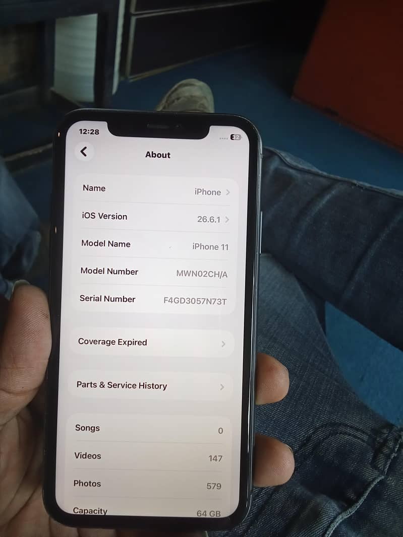Apple iPhone 11 0