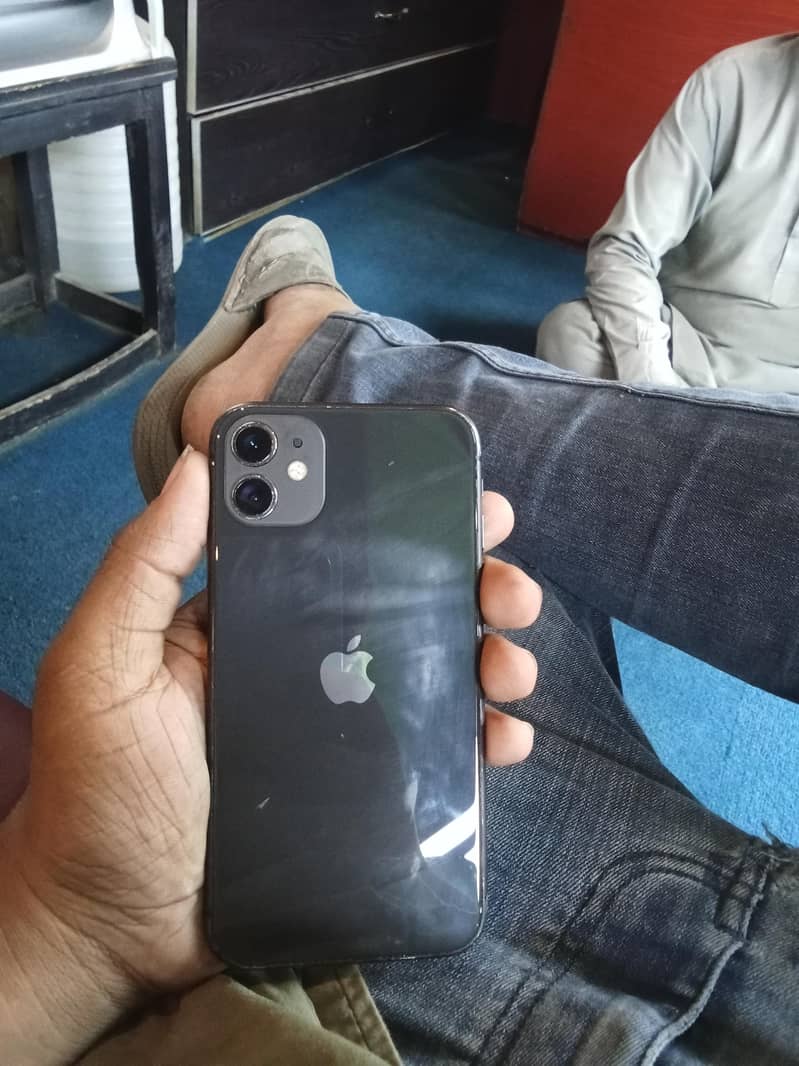 Apple iPhone 11 2