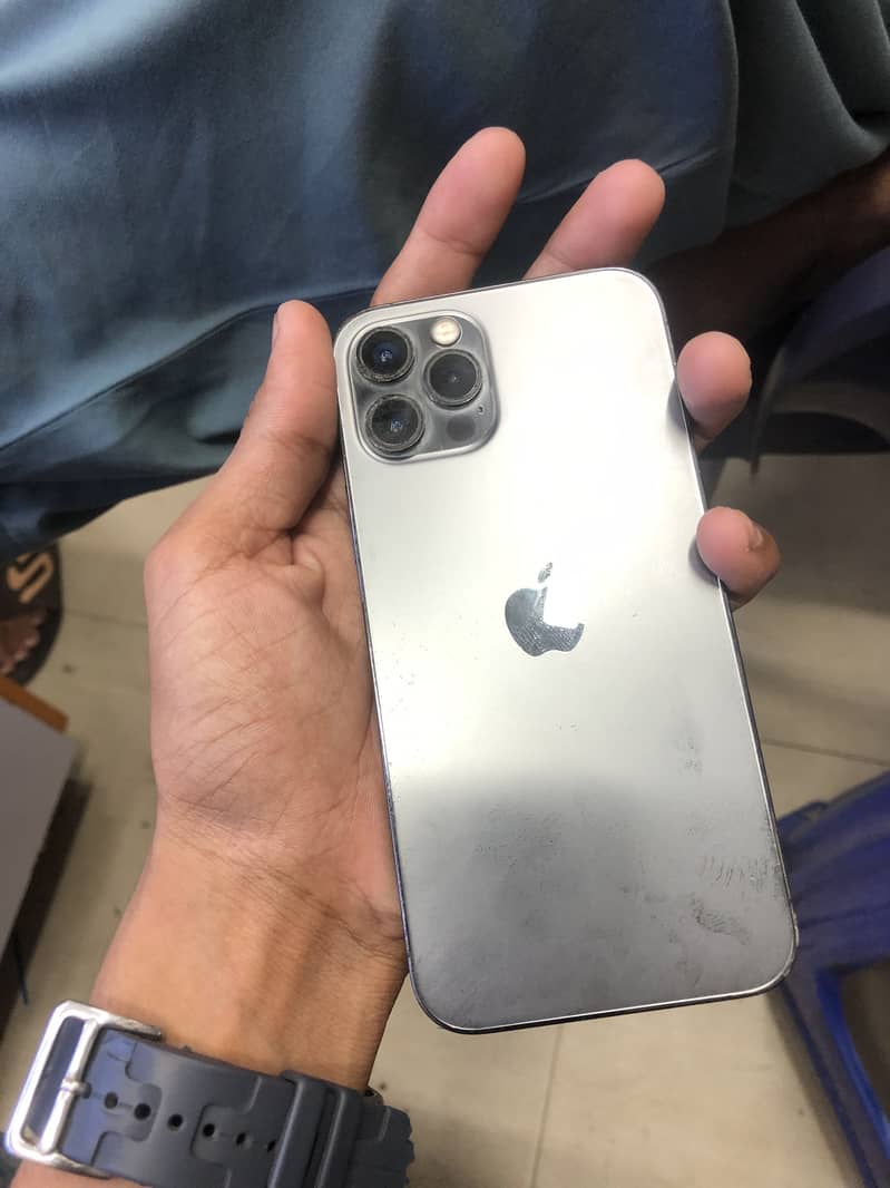Apple iPhone 12 Pro 2