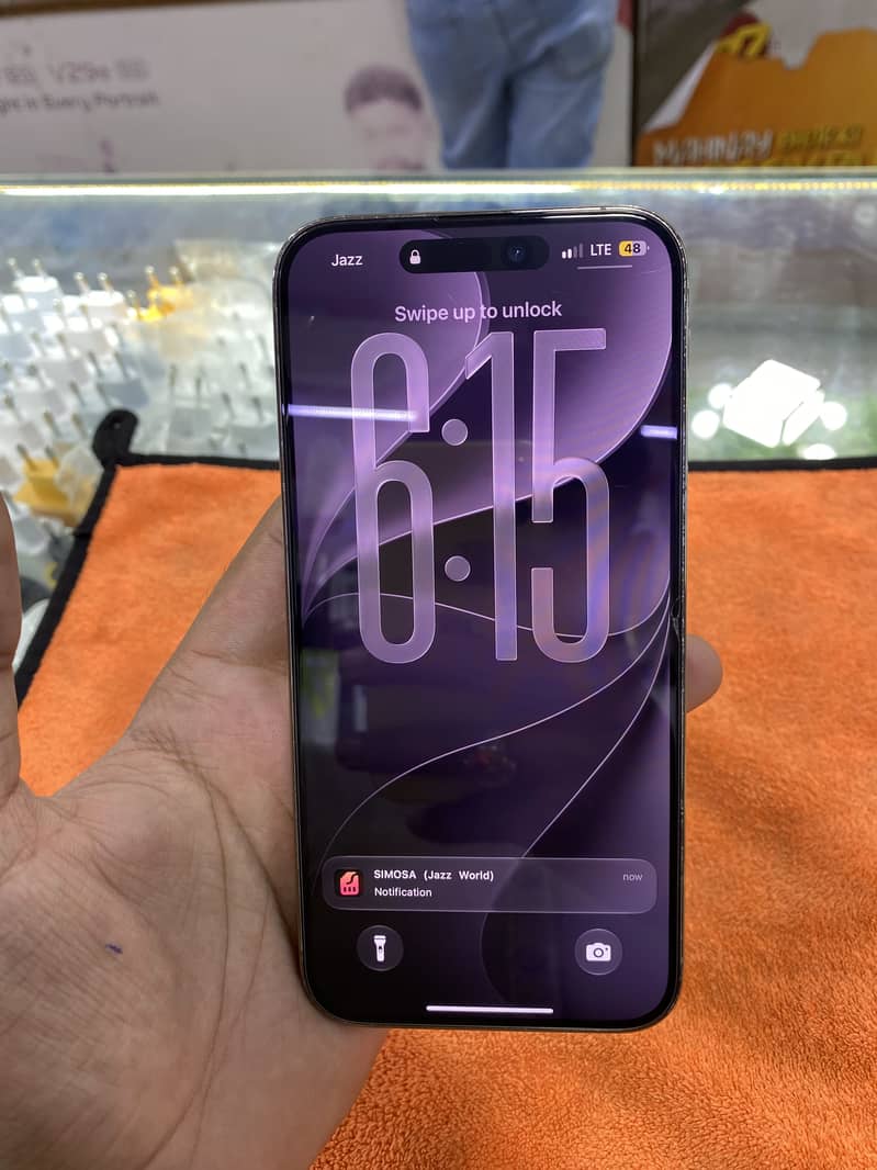Apple iPhone 14 Pro Max 1
